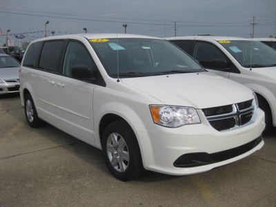 dodge grand caravan 2012 white van se flex fuel 6 cylinders front wheel drive 6 speed automatic 62863