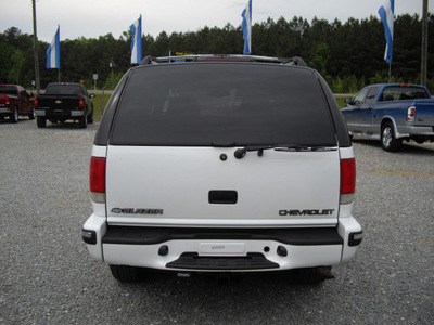 chevrolet blazer 1998 white suv ls gasoline v6 4 wheel drive automatic 27569