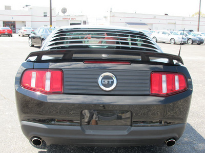 ford mustang 2010 black coupe gt gasoline 8 cylinders rear wheel drive manual 45324