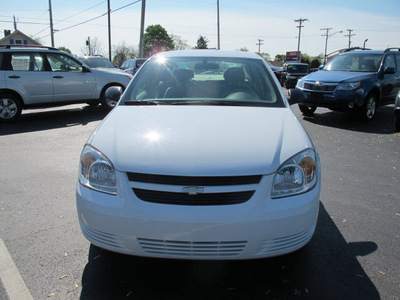 chevrolet cobalt 2007 white sedan ls gasoline 4 cylinders front wheel drive automatic 45324