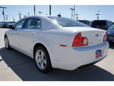 chevrolet malibu 2012 white gasoline 4 cylinders front wheel drive 6 spd auto sp tire and wh 77090