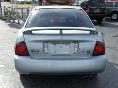 nissan sentra 2004 sedan gasoline 4 cylinders front wheel drive not specified 33021
