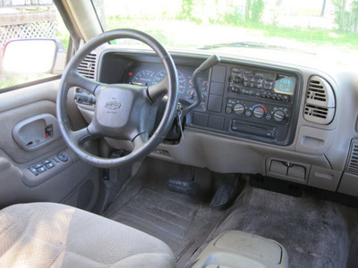 chevrolet suburban 1999 tan suv c1500 lt gasoline v8 rear wheel drive automatic 77379