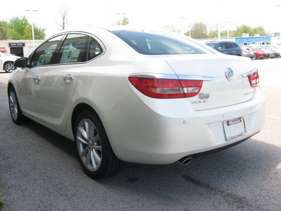 buick verano 2012 white sedan convenience group gasoline 4 cylinders front wheel drive automatic 45840