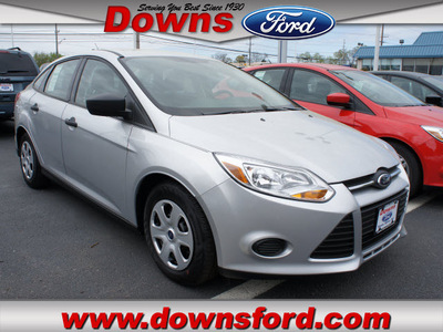 ford focus 2012 silver sedan s flex fuel 4 cylinders front wheel drive 5 speed manual 08753