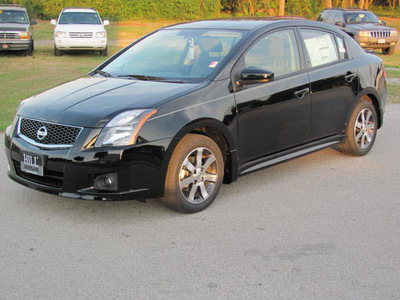 nissan sentra 2012 black sedan s r gasoline 4 cylinders front wheel drive automatic 33884