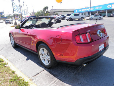ford mustang 2012 red v6 gasoline 6 cylinders rear wheel drive automatic 32401