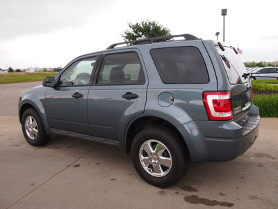 ford escape 2010 blue suv xlt gasoline 4 cylinders front wheel drive automatic 76018