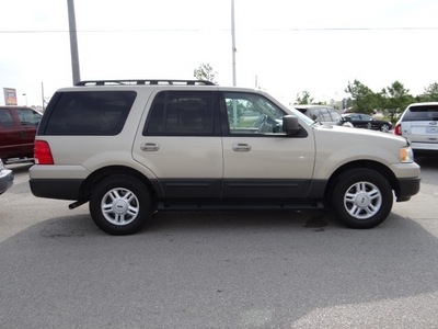 ford expedition 2006 suv xlt gasoline 8 cylinders 4 wheel drive automatic 77388