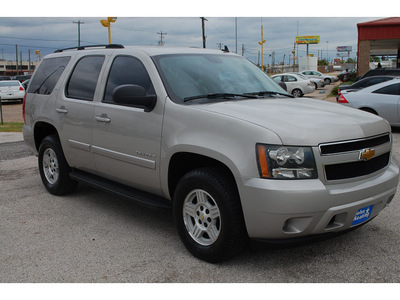 chevrolet tahoe 2007 silver suv ls flex fuel 8 cylinders rear wheel drive automatic with overdrive 77037