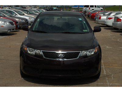 kia forte 2011 dk  red sedan ex gasoline 4 cylinders front wheel drive automatic with overdrive 77037