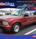 gmc sonoma 2001 red pickup truck sls flex fuel 4 cylinders rear wheel drive 5 speed manual 34474