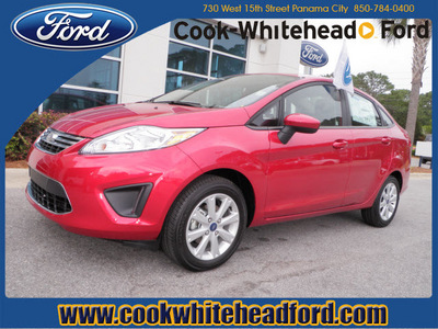 ford fiesta 2012 red sedan se gasoline 4 cylinders automatic 32401