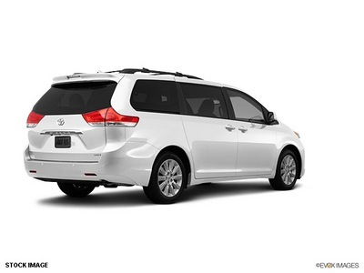 toyota sienna 2012 van limited 7 passenger gasoline 6 cylinders all whee drive not specified 91731