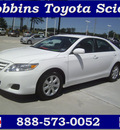 toyota camry 2011 white sedan le gasoline 4 cylinders front wheel drive automatic 75503