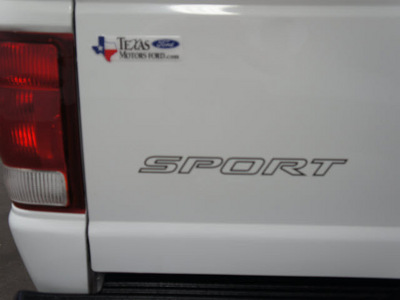 ford ranger 2000 off white pickup truck xl gasoline 4 cylinders rear wheel drive 5 speed manual 76108