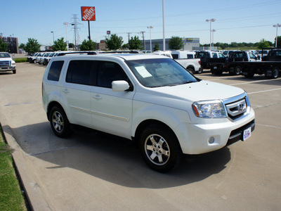 honda pilot 2011 white suv touring gasoline 6 cylinders 4 wheel drive automatic 76108