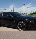 ford mustang 2005 black coupe gt deluxe gasoline 8 cylinders rear wheel drive 5 speed manual 76018