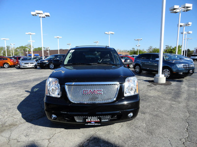gmc yukon 2007 black suv denali awd gasoline 8 cylinders all whee drive automatic with overdrive 60546