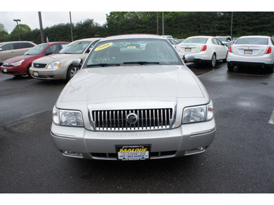 mercury grand marquis 2008 silver sedan gs gasoline 8 cylinders rear wheel drive automatic with overdrive 08902