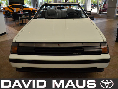 toyota celica 1985 white gt s gasoline 4 cylinders rear wheel drive automatic with overdrive 32771