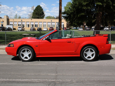 ford mustang 2003 dk  red gt deluxe gasoline 8 cylinders sohc rear wheel drive automatic with overdrive 80110