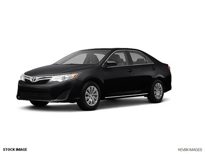 toyota camry 2012 black sedan le gasoline 4 cylinders front wheel drive automatic 55448