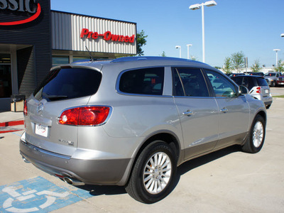 buick enclave 2008 silver suv cxl gasoline 6 cylinders front wheel drive automatic 76210