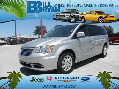 chrysler town and country 2012 bright silver van touring flex fuel 6 cylinders front wheel drive automatic 34731