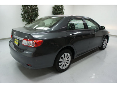 toyota corolla 2012 gray sedan le gasoline 4 cylinders front wheel drive automatic 91731