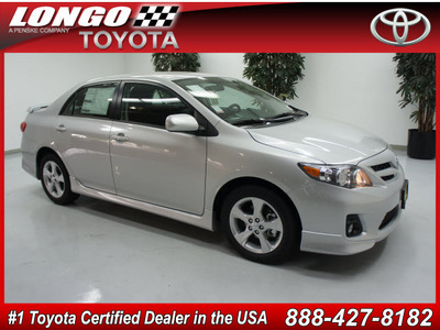 toyota corolla 2012 silver sedan s gasoline 4 cylinders front wheel drive automatic 91731