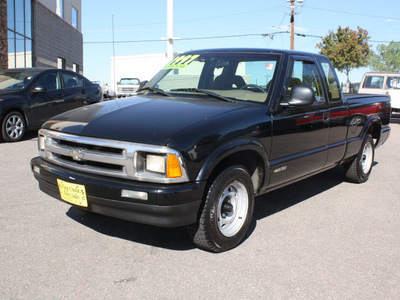 chevrolet s 10 1997 black pickup truck ls gasoline 6 cylinders rear wheel drive automatic 80229