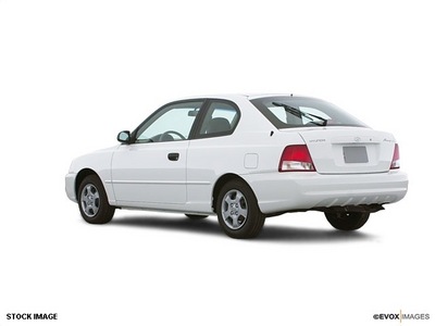 hyundai accent 2001 hatchback gs gasoline 4 cylinders front wheel drive not specified 47129