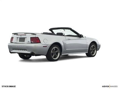ford mustang 2004 gt deluxe gasoline 8 cylinders rear wheel drive not specified 28805