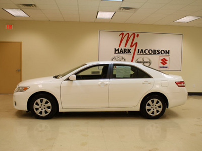 toyota camry hybrid 2007 white sedan camry hybrid 4 cylinders front wheel drive automatic 27707