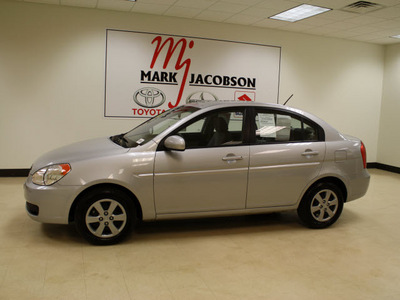 hyundai accent 2010 silver sedan gls gasoline 4 cylinders front wheel drive automatic 27707