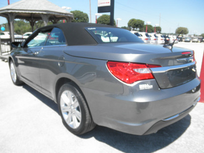chrysler 200 convertible 2012 dk  gray touring flex fuel 6 cylinders front wheel drive automatic 34731
