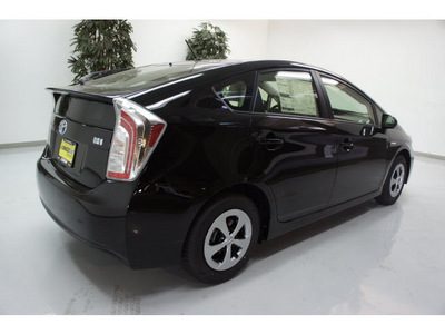 toyota prius 2012 black hatchback two hybrid 4 cylinders front wheel drive not specified 91731