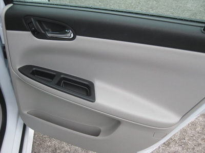 chevrolet impala 2012 white sedan lt fleet flex fuel 6 cylinders front wheel drive automatic 62863