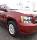 chevrolet tahoe 2008 dk  red suv hybrid hybrid 8 cylinders 4 wheel drive automatic 60007