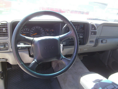 chevrolet tahoe 1999 white suv lt gasoline v8 4 wheel drive automatic 75503