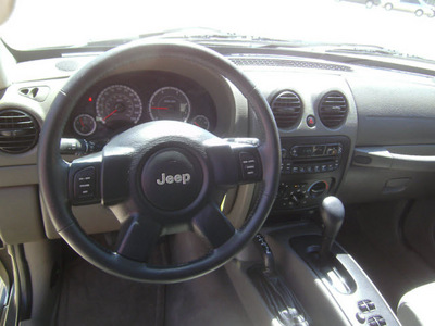 jeep liberty 2006 tan suv sport diesel 4 cylinders 4 wheel drive automatic 75503
