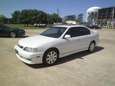 infiniti g20 2002 white sedan gasoline 4 cylinders front wheel drive automatic 75503