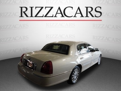 lincoln town car 2007 gray sedan signature flex fuel 8 cylinders rear wheel drive automatic with overdrive 60546