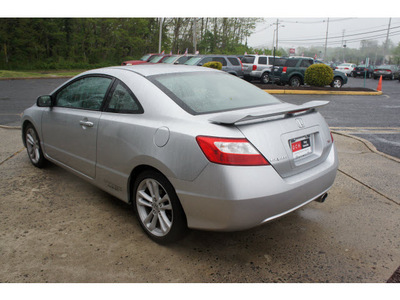 honda civic 2006 alabaster silver coupe si gasoline 4 cylinders front wheel drive 6 speed manual 07724
