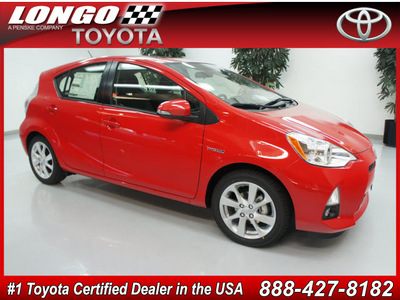 toyota prius c 2012 red four hybrid 4 cylinders front wheel drive automatic 91731