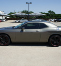 dodge challenger 2010 gray coupe r t gasoline 8 cylinders rear wheel drive automatic 76087