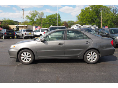 toyota camry 2002 gray sedan xle v6 gasoline 6 cylinders front wheel drive automatic with overdrive 07730
