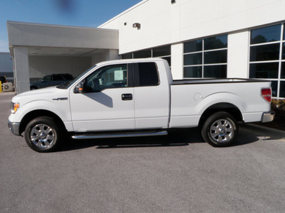 ford f 150 2012 white xlt flex fuel 6 cylinders 2 wheel drive automatic with overdrive 32401