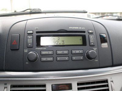 hyundai sonata 2006 gray sedan gasoline 6 cylinders front wheel drive automatic 27215